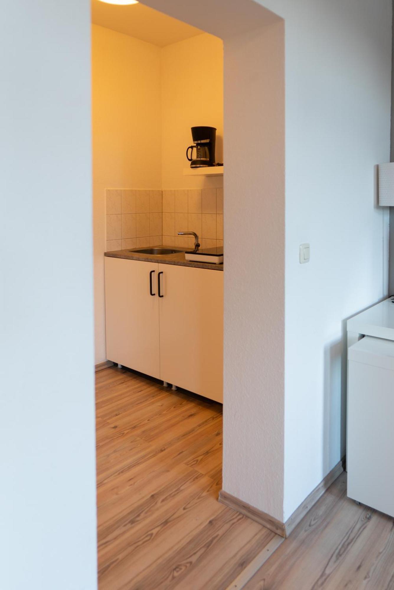 Apartment Hotel Lindeneck Erfurt Buitenkant foto