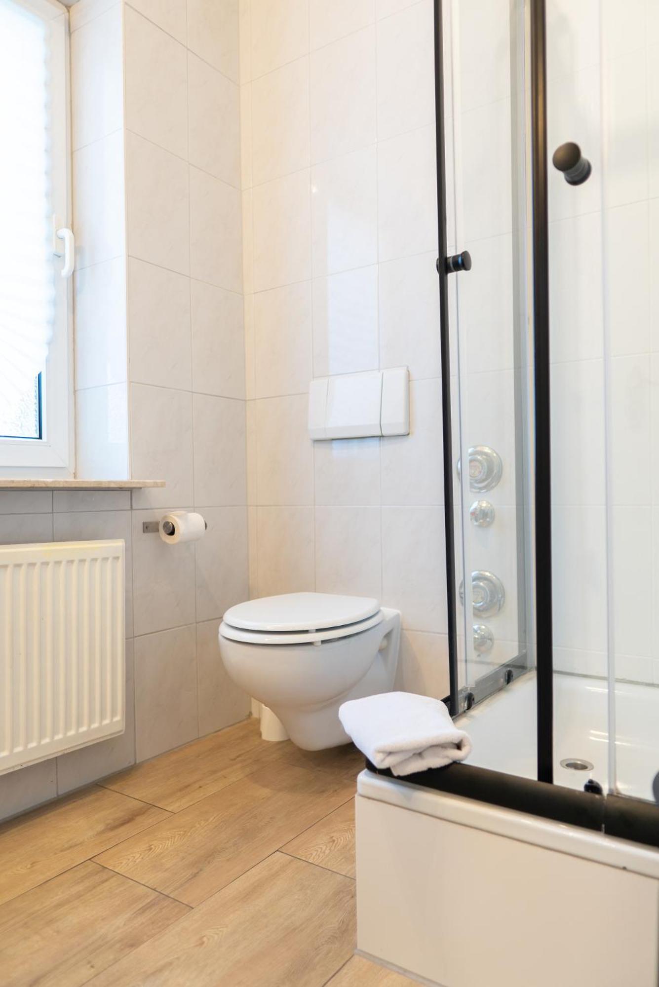 Apartment Hotel Lindeneck Erfurt Buitenkant foto